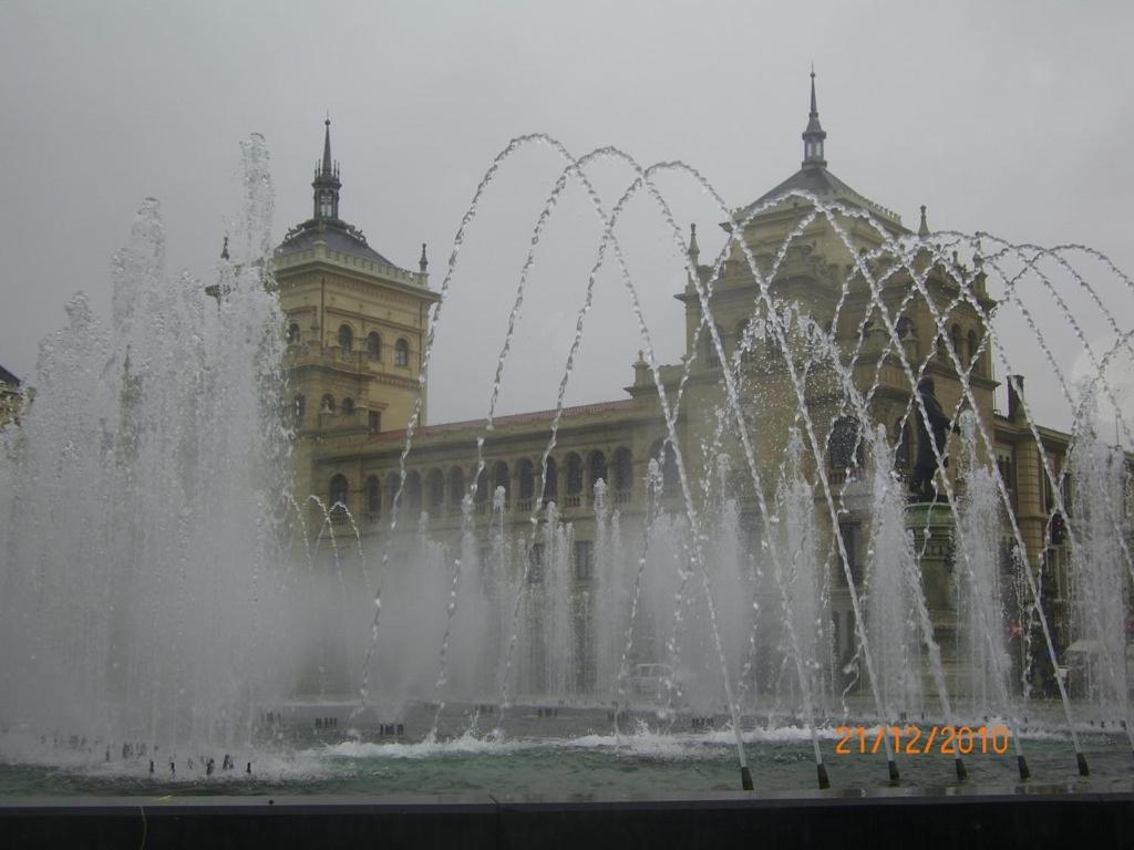 Apartamento En Panaderos Valladolid Bagian luar foto